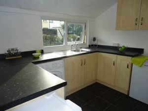 Photo 7- click for photo gallery